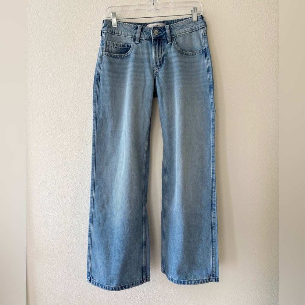 Hollister Women's Low Rise Baggy Jeans